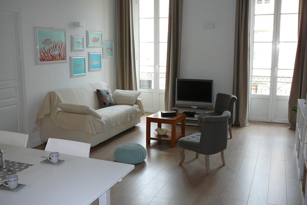 2 Bedrooms Appartement In Central Location On The Famous Place Massena Nice Exteriér fotografie
